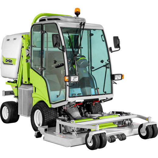 Газонокосильная машина FD 2200TS Stage5 4WD с кабиной 8050BYCP 9M5211